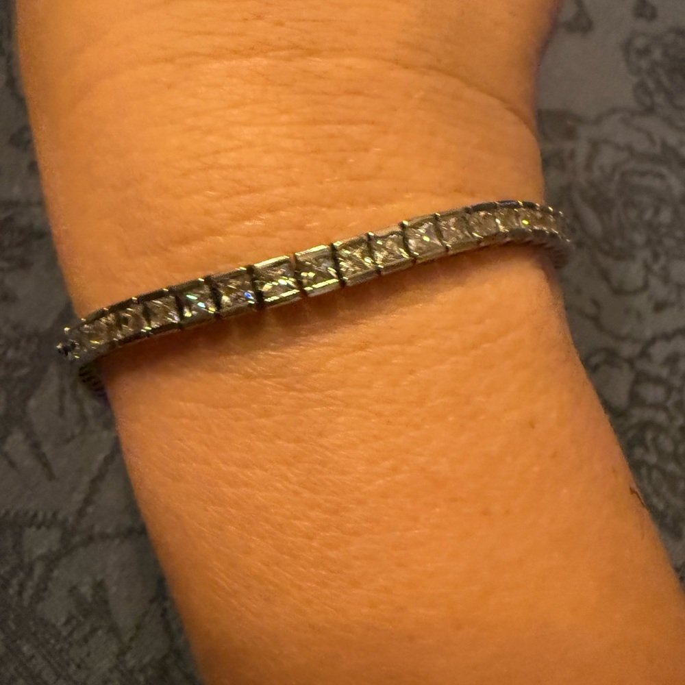 Elegant Silver Bracelet for Women